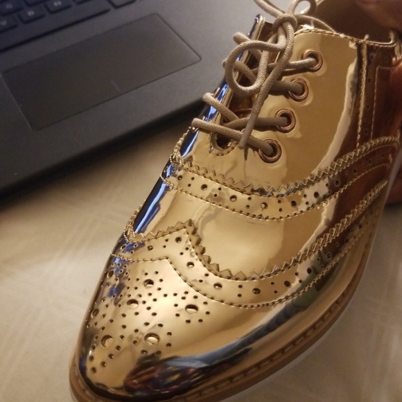 JustFab Shoes - Metallic Gold Mirabelle platform Lofers 7